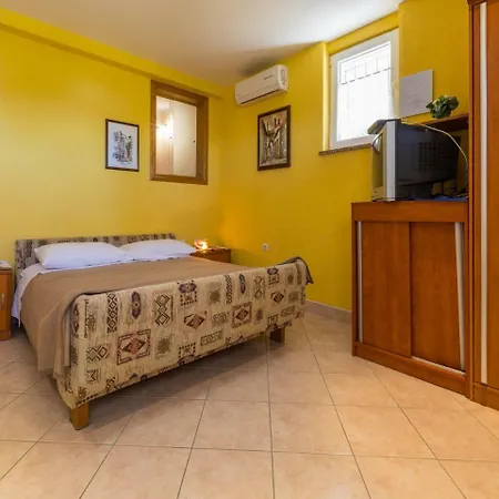 Elena Apartment Crikvenica