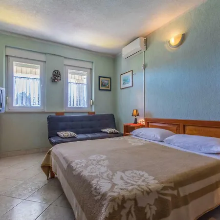 Apartment Elena *