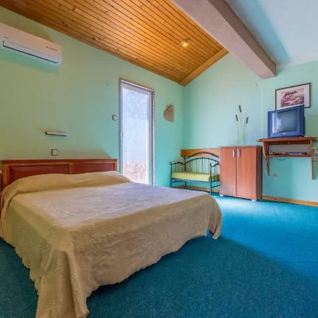 Elena Apartment